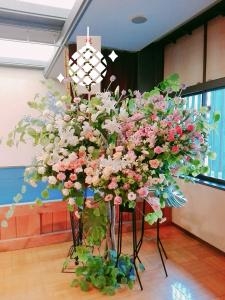 演奏会のスタンド花「お花の陽光園」（青森県八戸市の花屋）のギャラリー写真